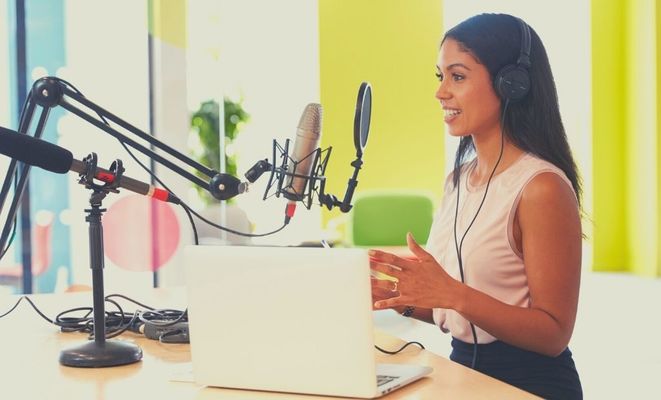 17 Best Christian Podcasts for Women in 2024 - Happier Human