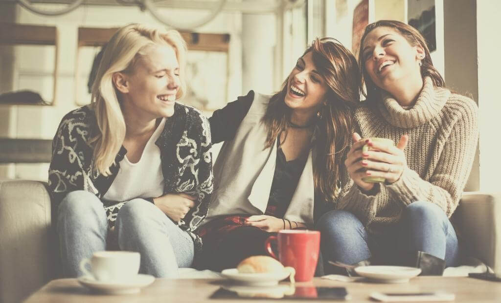 How To Be A Good Friend: 9 Tips For True Friendship
